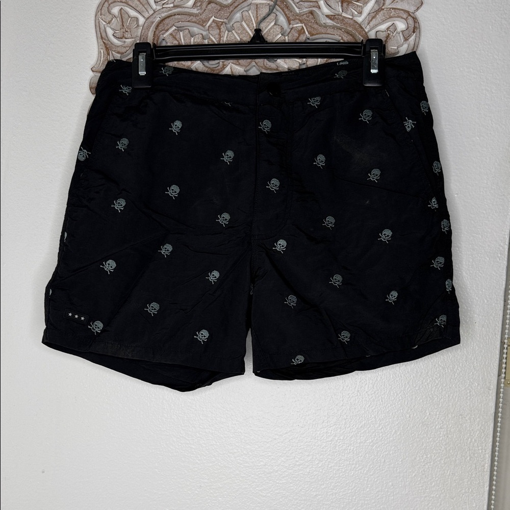 John Varvatos Black Skull Print Swim Board Shorts sz 30
